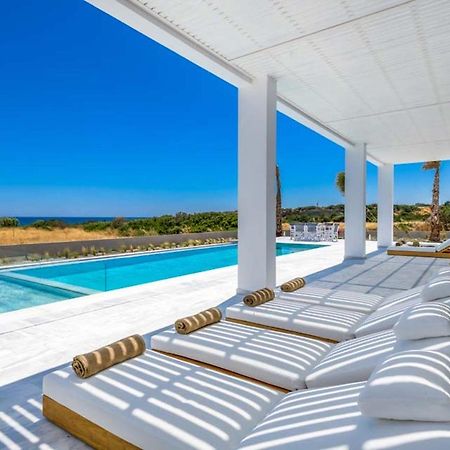 Seashore Beachfront Villa Lakhania Exteriör bild
