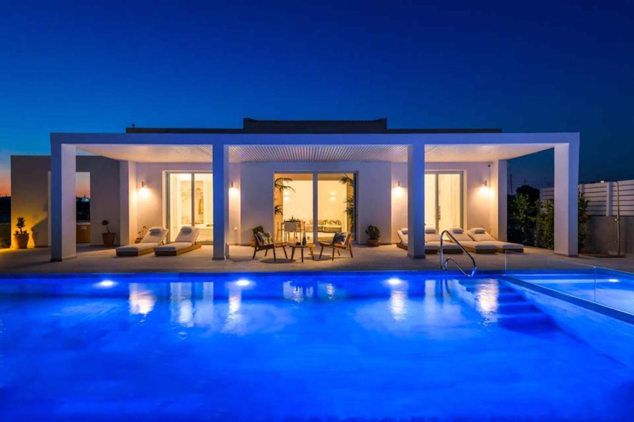 Seashore Beachfront Villa Lakhania Exteriör bild