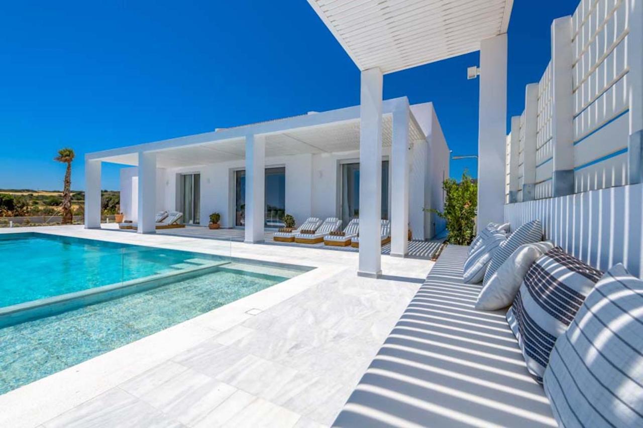 Seashore Beachfront Villa Lakhania Exteriör bild