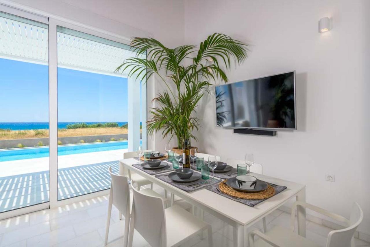 Seashore Beachfront Villa Lakhania Exteriör bild