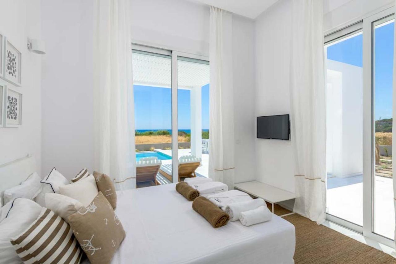 Seashore Beachfront Villa Lakhania Exteriör bild